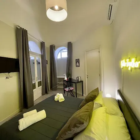 Couette-café 4 Balconi Paladini E Lecce