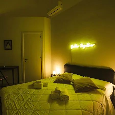 4 Balconi Paladini E Couette-café 3*