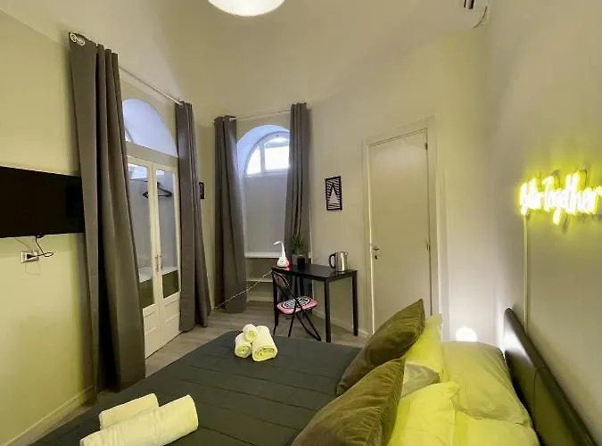 Bed & Breakfast 4 Balconi Paladini E Lecce