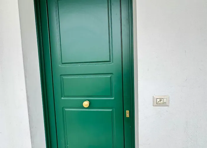 Bed & Breakfast 4 Balconi Paladini E 3*