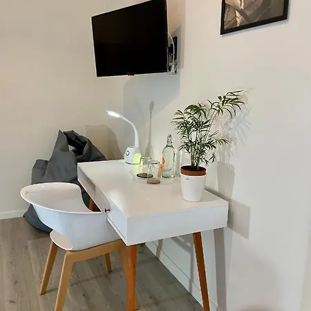 ベッド・アンド・ブレックファスト 4 Balconi Paladini E