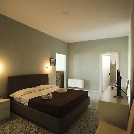 4 Balconi Paladini E 住宿加早餐酒店